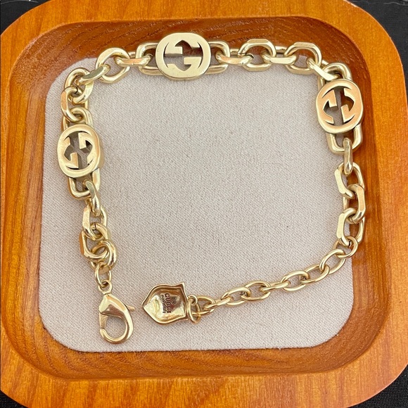 Gucci Gold Logo Chain Bracelet - Picture 1 of 3